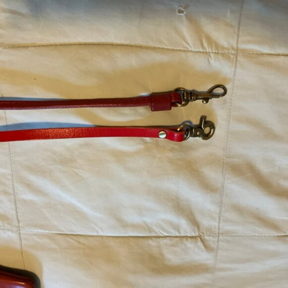 Eileen Fisher wallet on a string - Picture 9 of 11